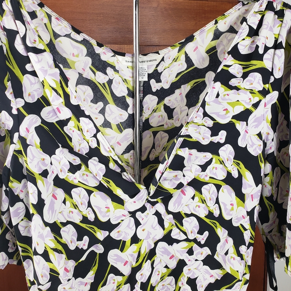 Femine Flirty Calla Lilies Silk Midi Dress